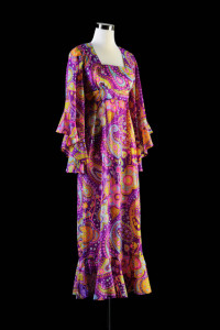 mr_b_gypsy_dress.jpeg mr_b_gypsy_dress.jpeg