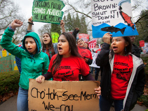 Youth at Salem Jordan Cove rally photo by Rick Rappaport