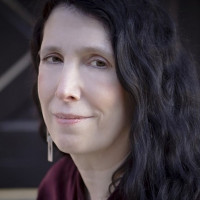 Author Caroline Leavitt (photo courtesty of Thaddeus Rombauer) Author Caroline Leavitt (photo courtesty of Thaddeus Rombauer)