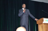 Cliff Robinson, former Portland Trailblazer, at the Cannabis Collaborative Conference in 2016